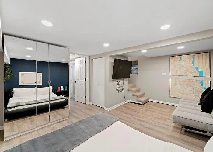 New 2br W 3 Beds And Highspeed Internet *