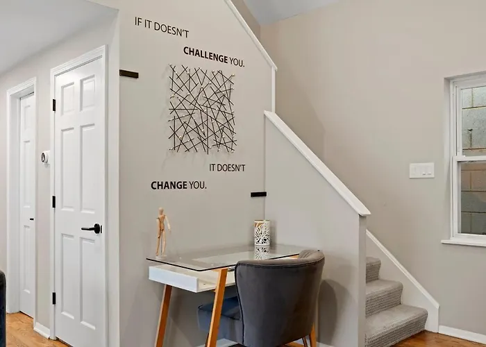 New 2br W 3 Beds And Highspeed Internet *